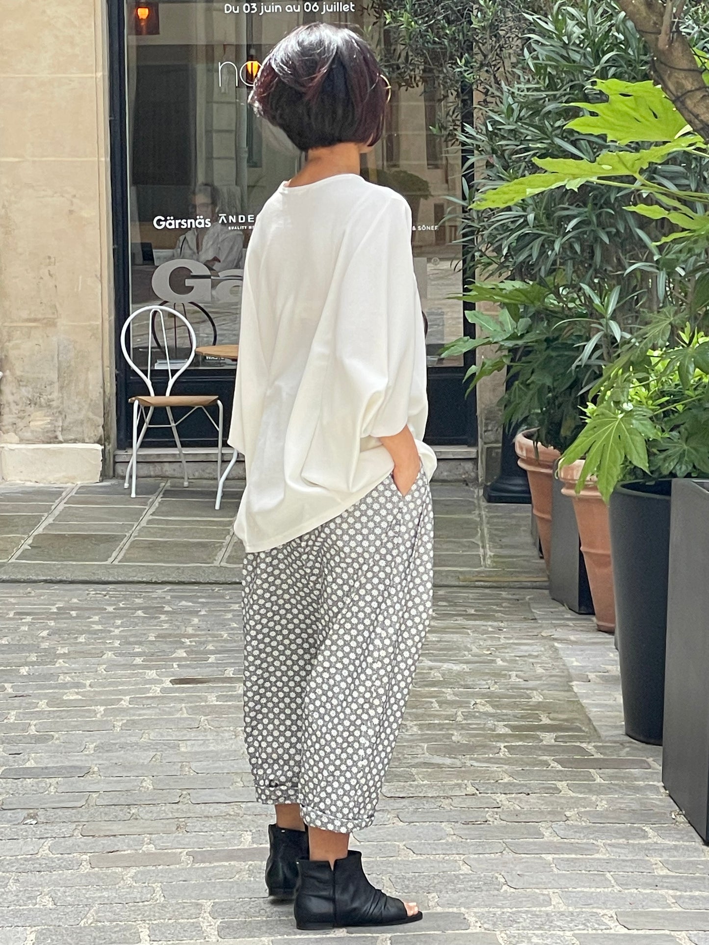 Cream 3/4 sleeve loose top