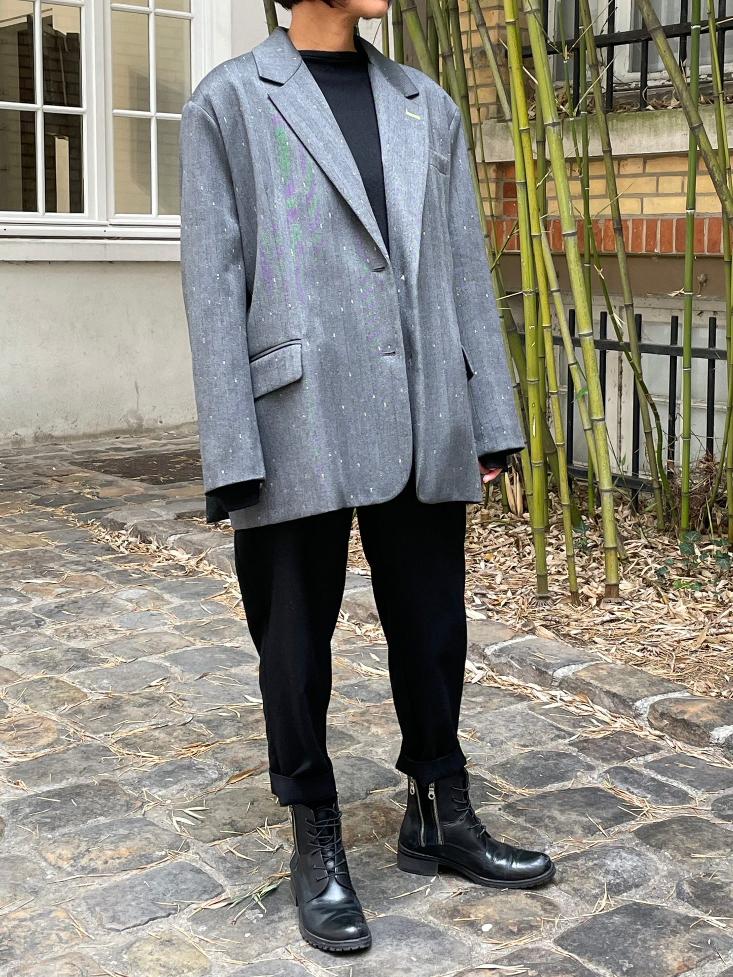 Blazer gris avec détails rayures fines