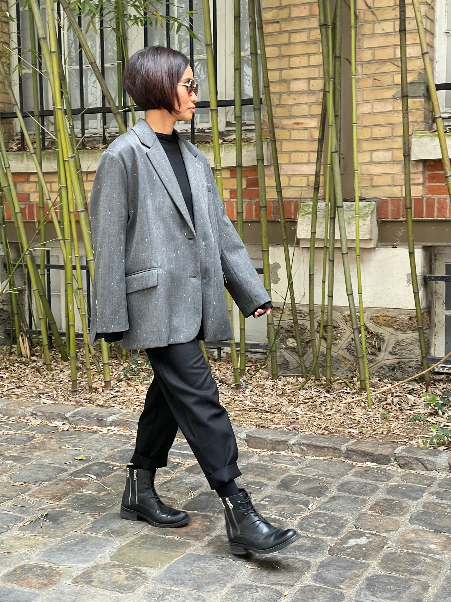 Blazer gris avec détails rayures fines
