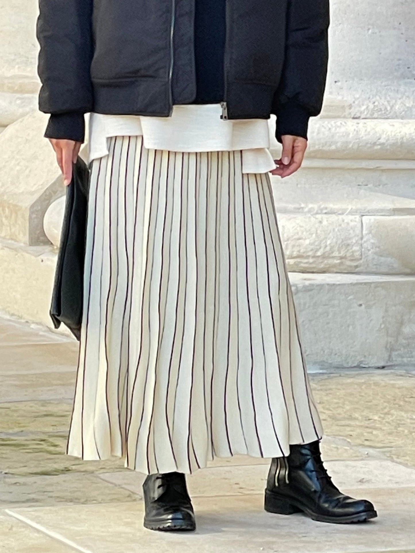 Jupe plissée en laine