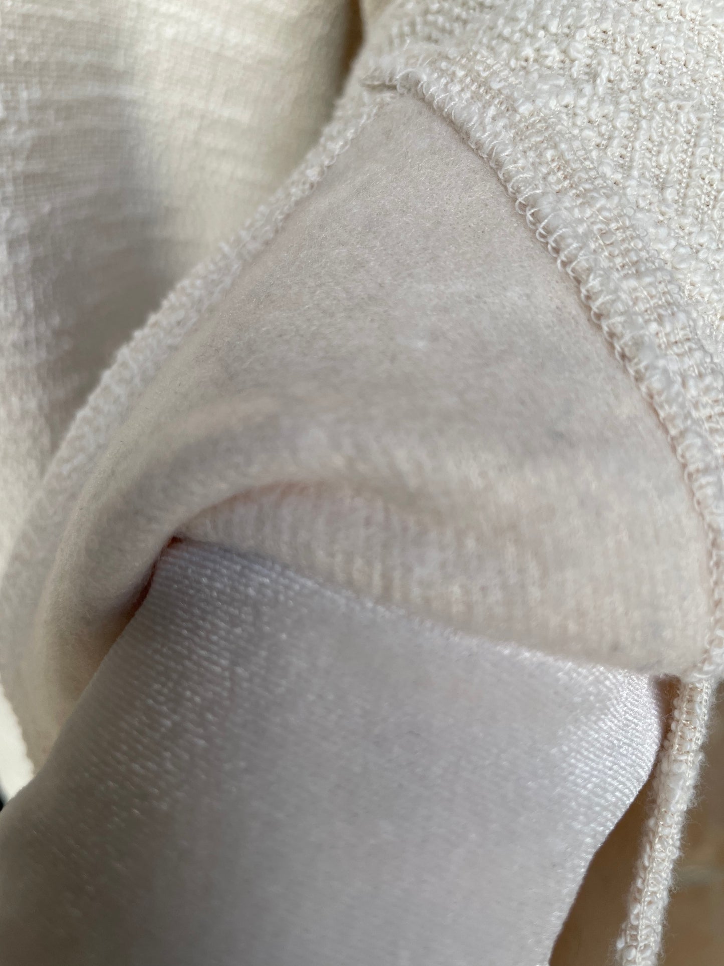 Blouse ample manches évasées-couleur crème