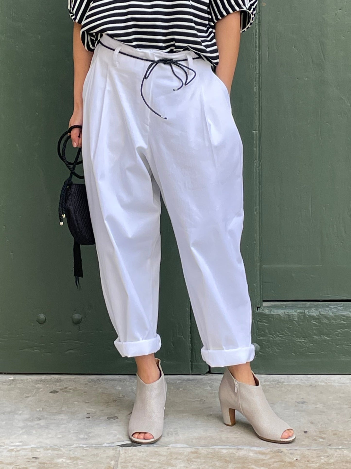 white cotton pants