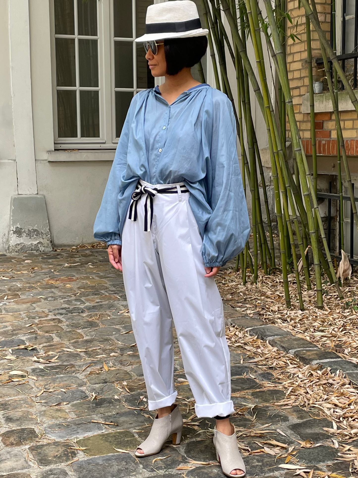 Chemise bleu très légère
