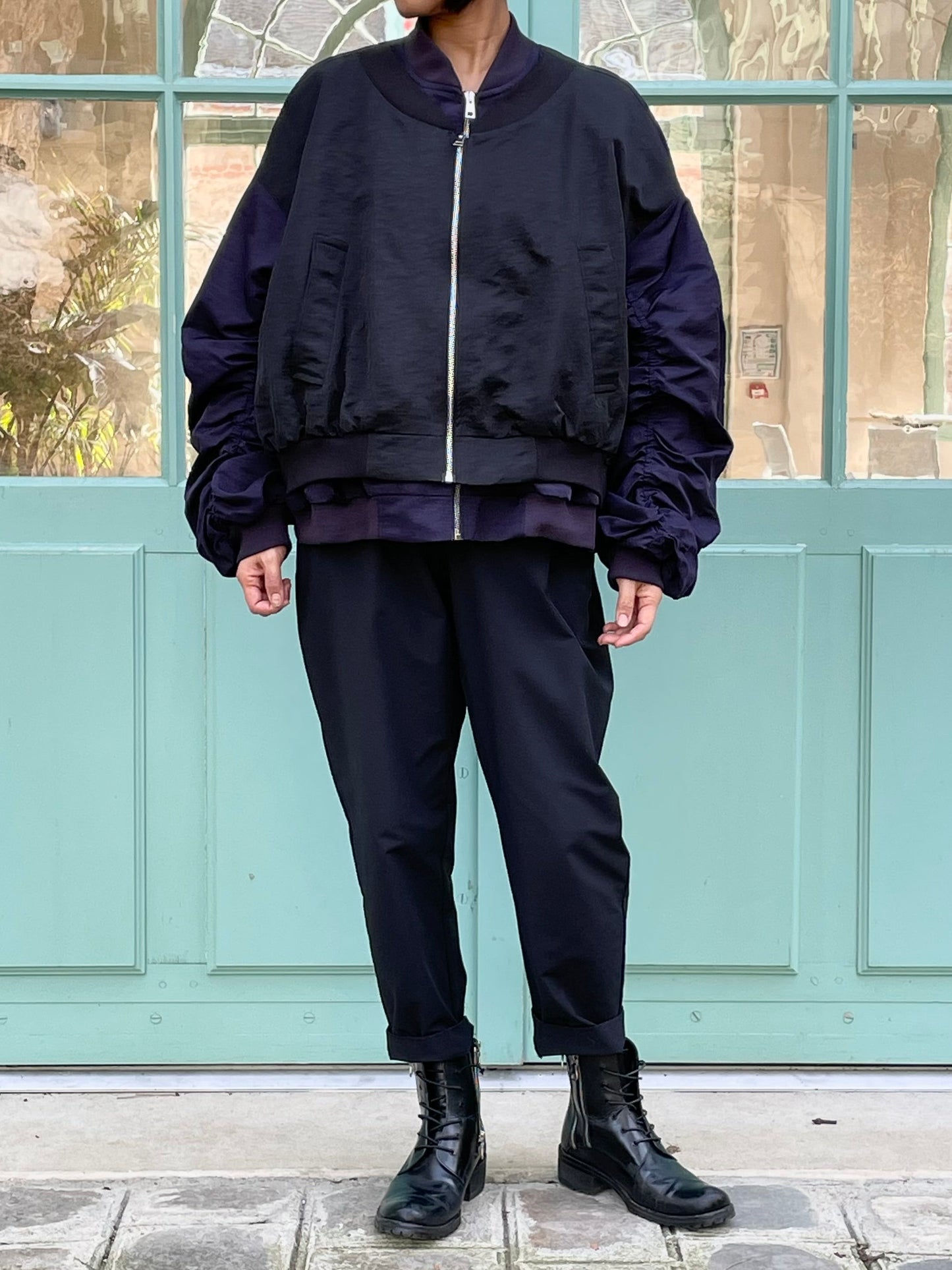 Bomber jacket with gathered sleeves and front zip