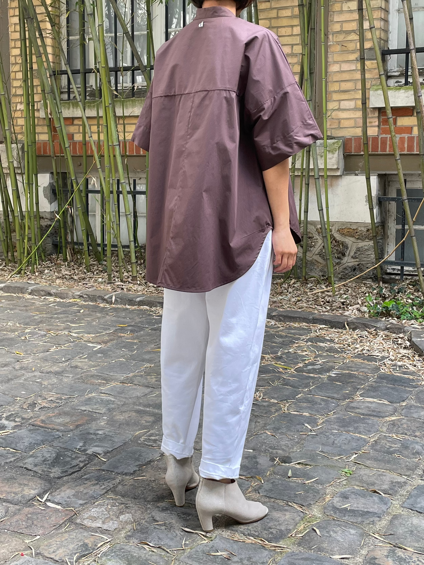 Chemise ample en coton à manches courtes – Chocolat
