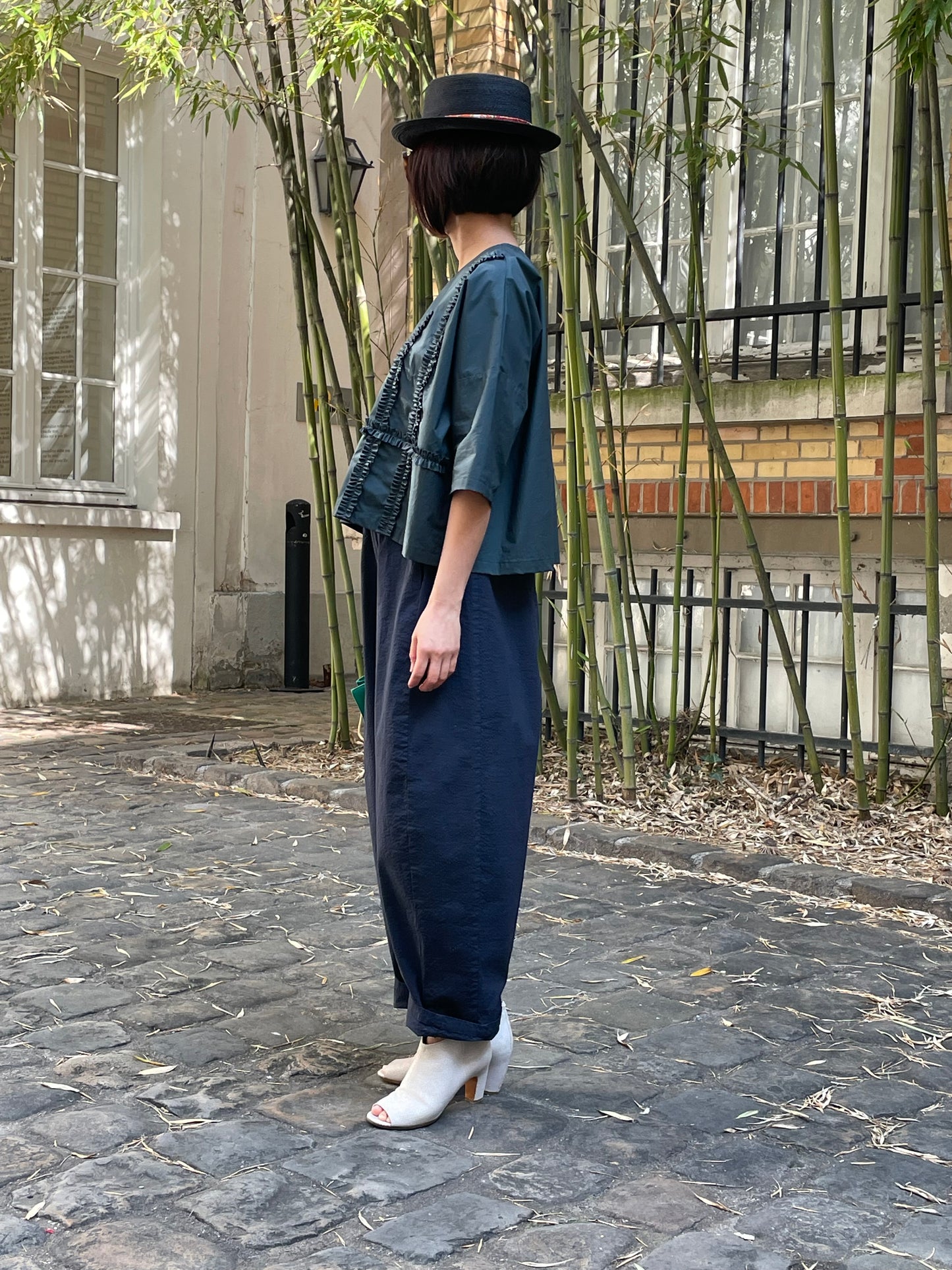 Blouse vert profond en coton 100% – Élégance naturelle et confort absolu