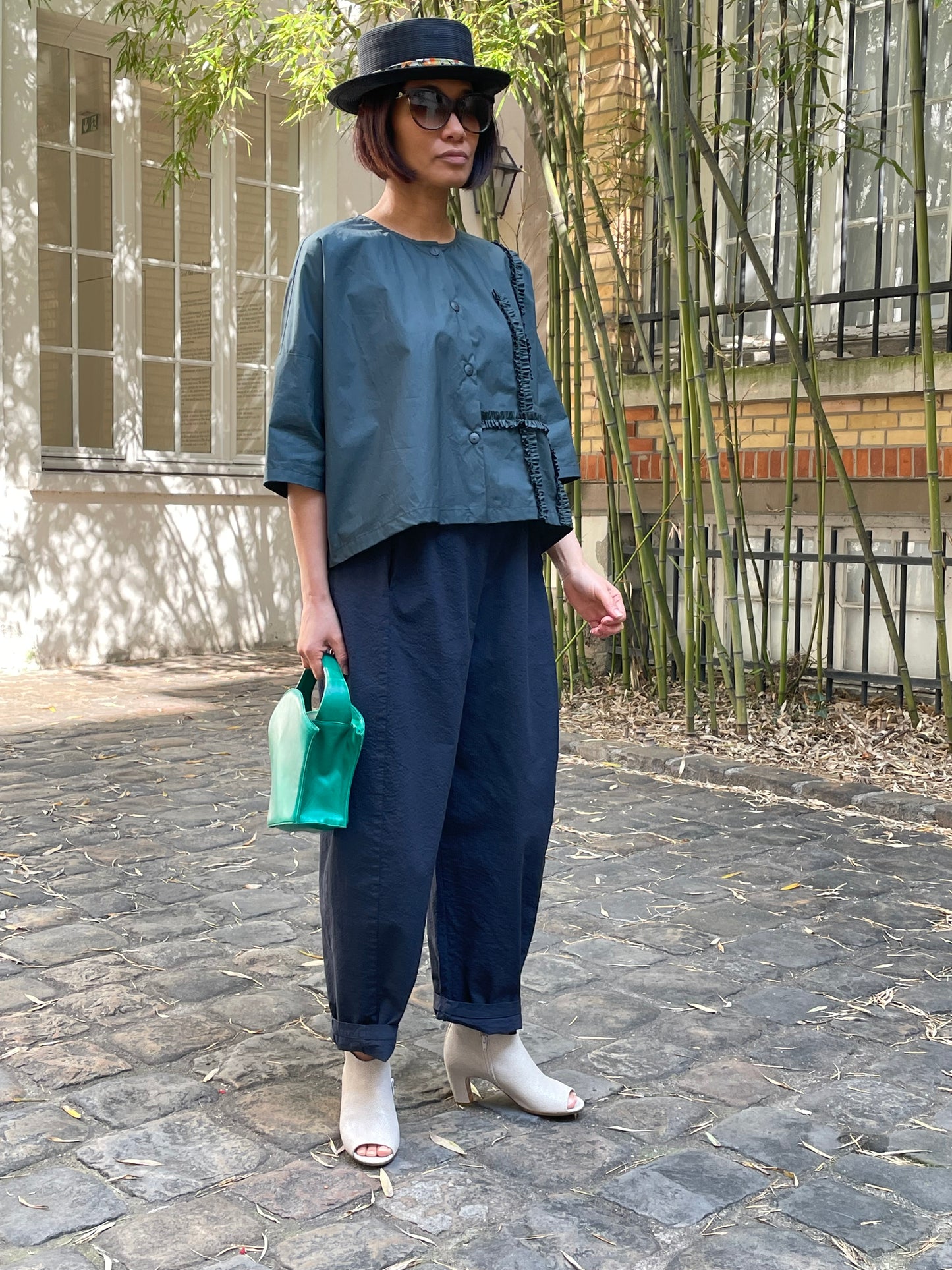 Blouse vert profond en coton 100% – Élégance naturelle et confort absolu