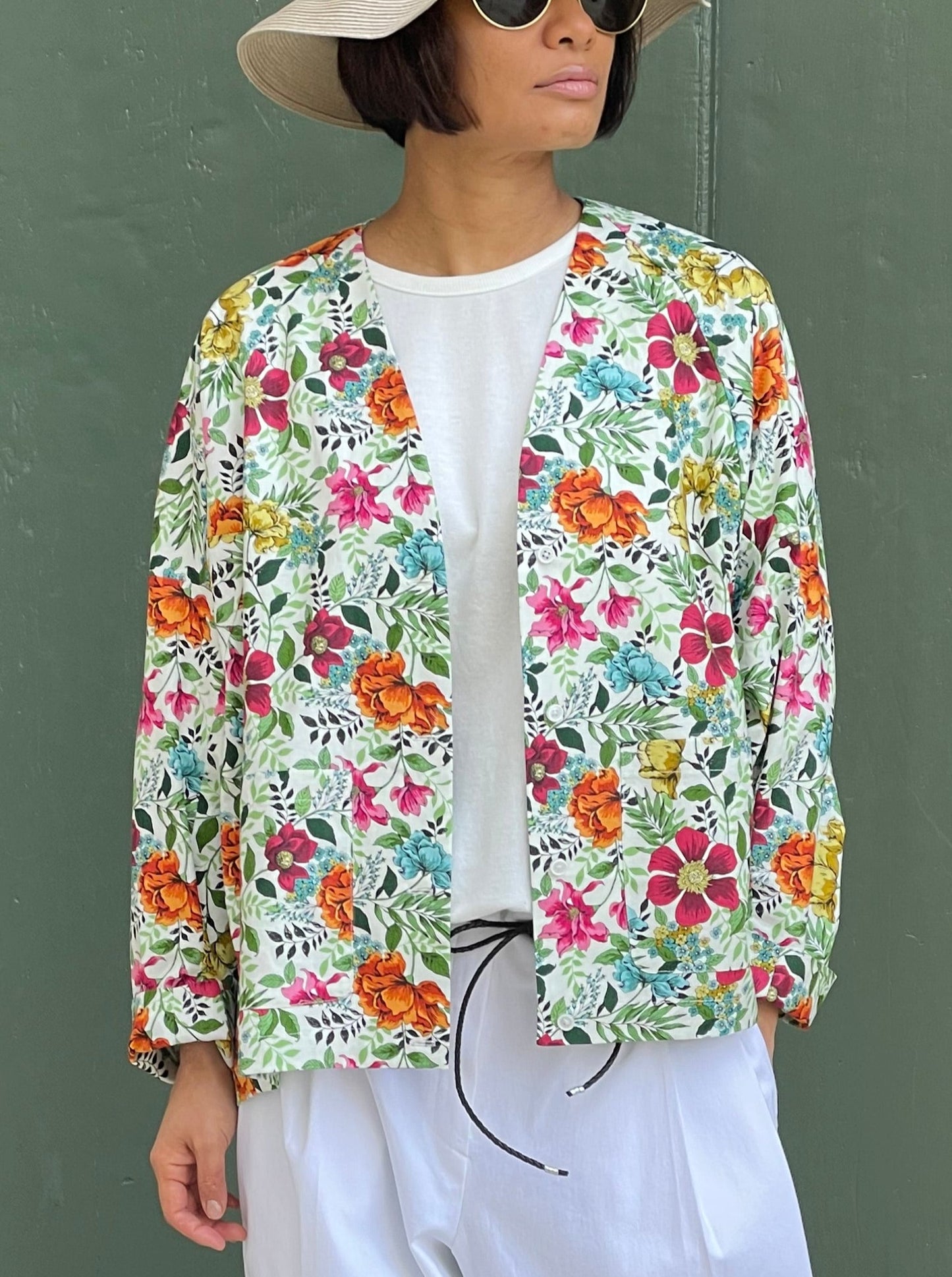 Veste motif floral  en coton 100%