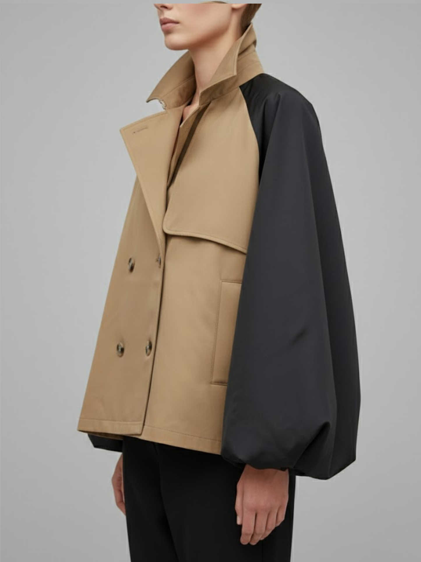 Contrasting oversized trench coat